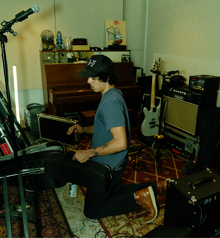 STUDIO GRID 4