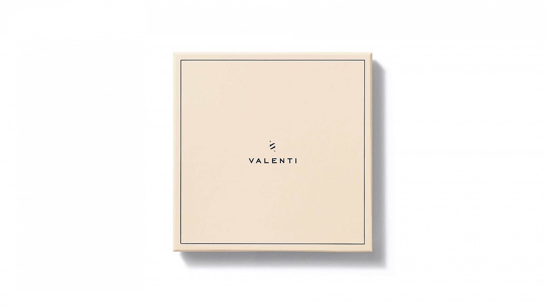 PREACHER ALEXANDRA VALENTI PACKAGING 9